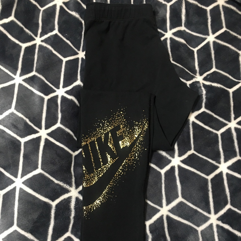 Nike leggings